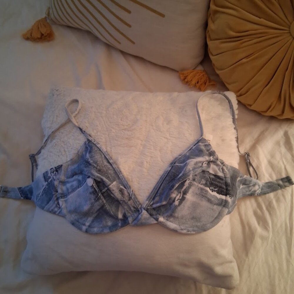 Forever 21 Denim Print Bikini Top Size S